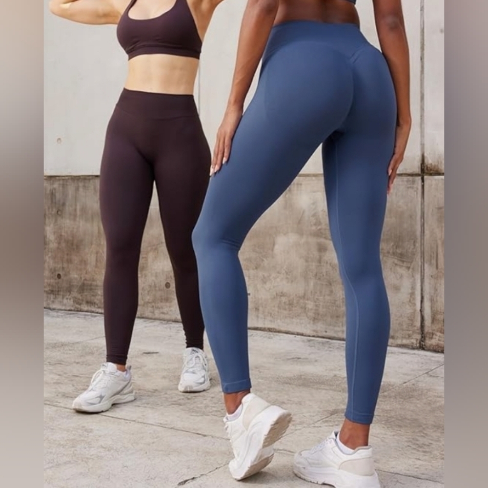 Hidden Booty Scrunch Blue Leggings - Picture 2 of 2